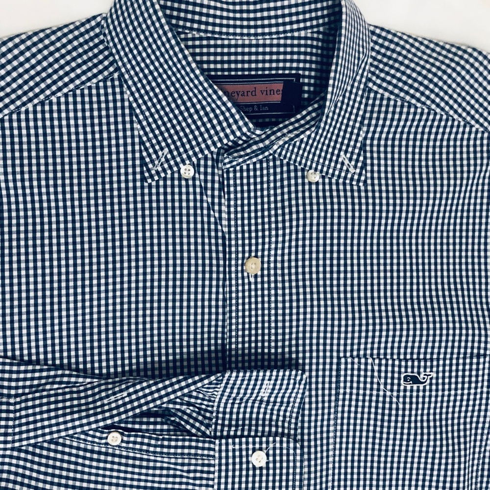 Vineyard Vines Tucker shirt Medium